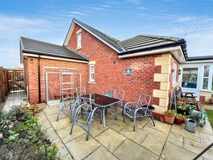 Photo 13- click for photo gallery